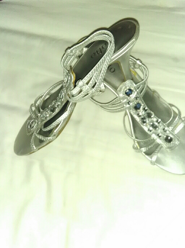 Dress sandal